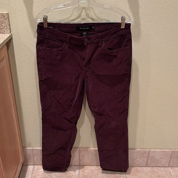 Calvin Klein woman's  burgamdy corduroy pants - Picture 2 of 13